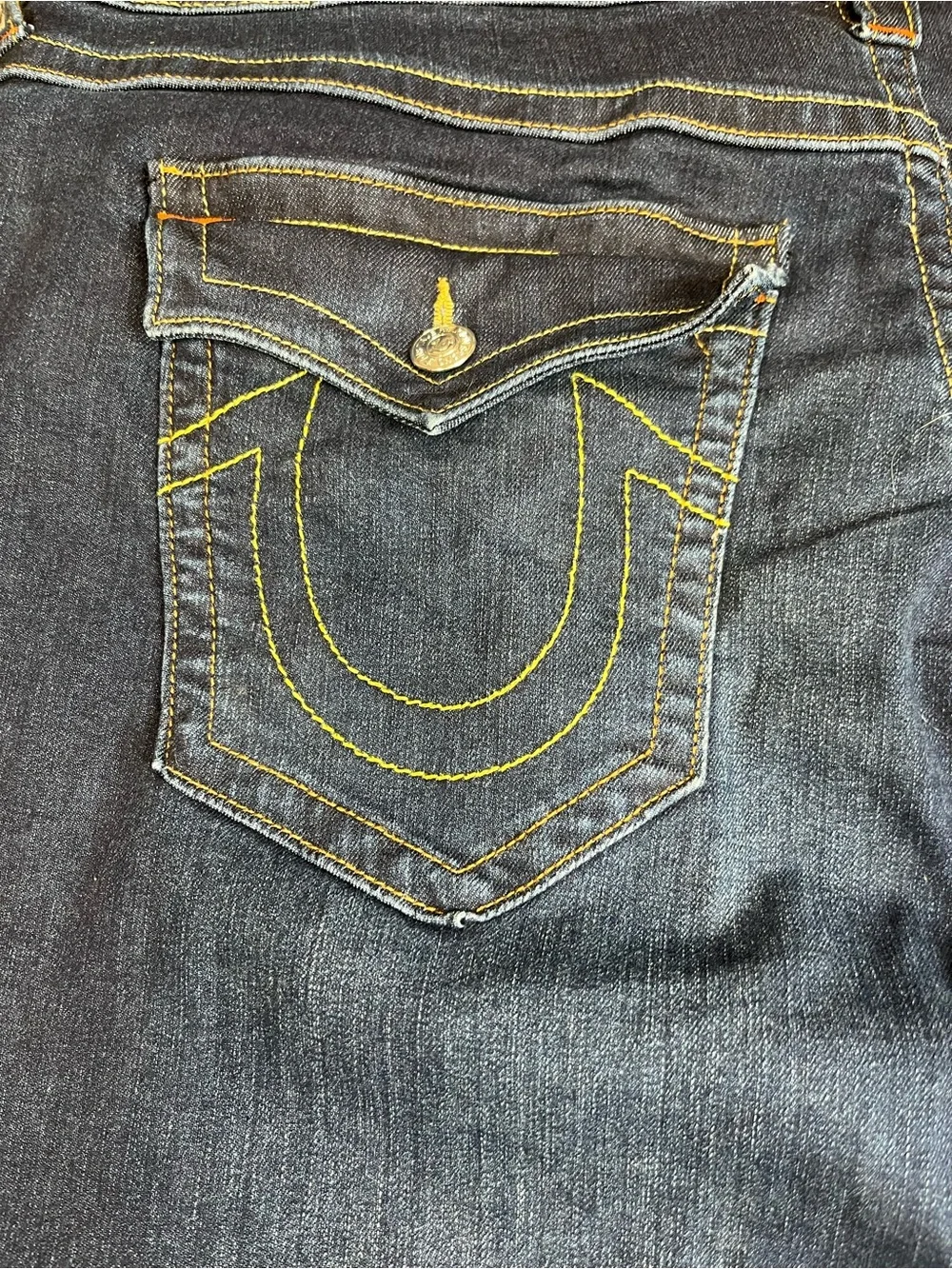 True Religion Ricky Relaxed Straight Jeans Dark Wash Size 42 (Measures 44)
